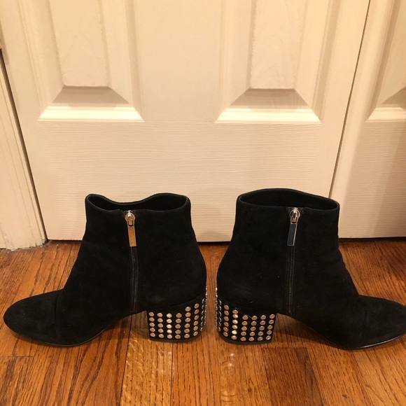 KENDALL AND KYLIE BLK SDE STUD HEEL BOOTIES SZ 10 - Picture 2 of 8